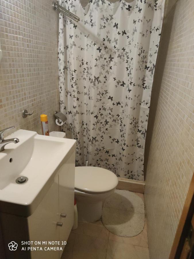 Habitacion Jc Madrid Bagian luar foto